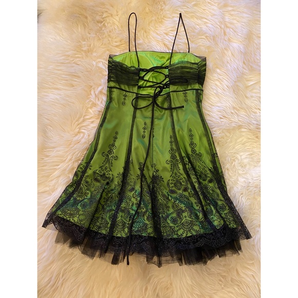 Blondie nites dress - Picture 3 of 10